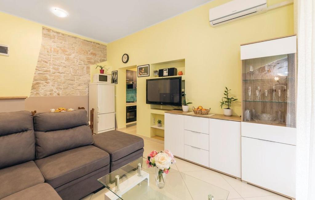 Apartment Lubina Pula